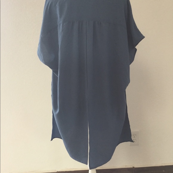 Charlotte Russe button down tunic - Picture 2 of 5